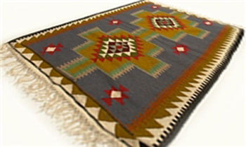 گلیم دستبافت یزد دست ساز کهن با رنگ های آرام