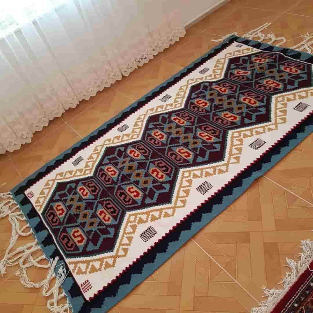 تصویر 3 از گلیم دستبافت یزد دست ساز کهن با رنگ های آرام