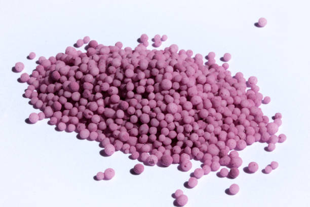 تصویر 1 از گوگرد صورتی مقاوم در برابر شستشو برای مصارف طولانی مدت در خاک