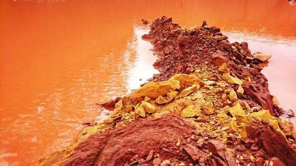 تصویر 3 از گوگرد قرمز در وزن های مختلف برای تولید رنگ و پیگمنت