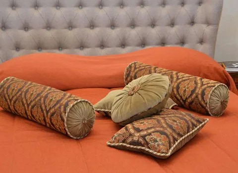 تصویر 3 از بالشت غلطکی نرم انعطاف پذیر همراه مراقبت فیزیکی