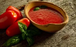 تصویر 1 از رب گوجه فرنگی آذوقه با رنگ دهی یکنواخت