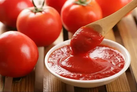 تصویر 3 از رب گوجه فرنگی آذوقه با رنگ دهی یکنواخت