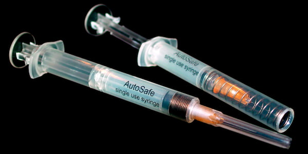 تصویر 4 از سرنگ میکرولیتری درجه یک با اتصال محکم و ایمنی کامل