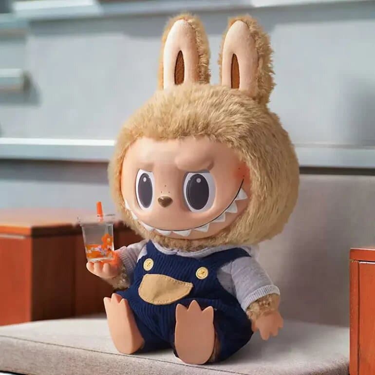 تصویر 2 از عروسک ترسناک لبوبو کوچک و جذاب برای کلکسیونر ها