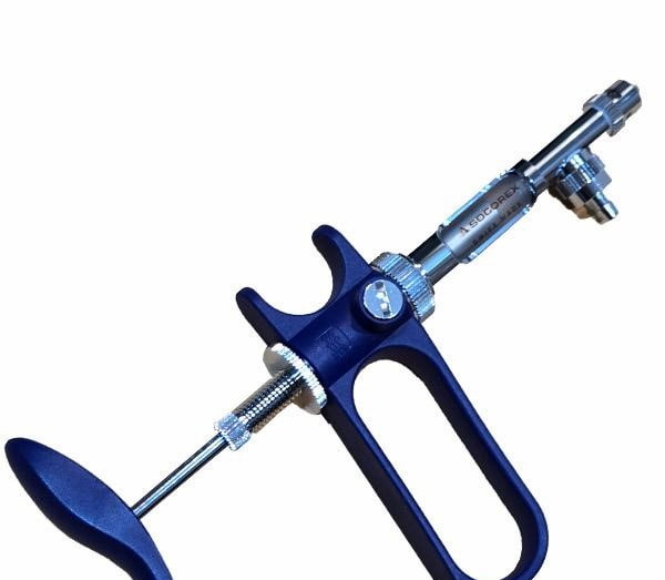 سرنگ اتوماتیک 1 سی سی با کیفیت بیمارستانی مناسب برای تزریق دقیق