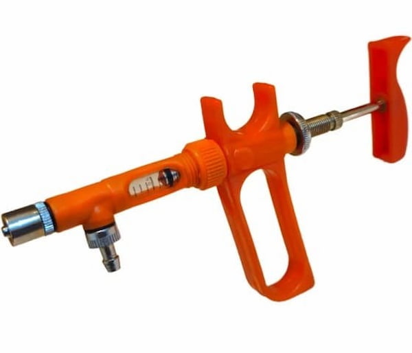 تصویر 4 از سرنگ اتوماتیک 1 سی سی با کیفیت بیمارستانی مناسب برای تزریق دقیق