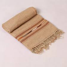 تصویر 4 از پتو پشمی طبیعی با ساختار فشرده مناسب اقلیم سرد