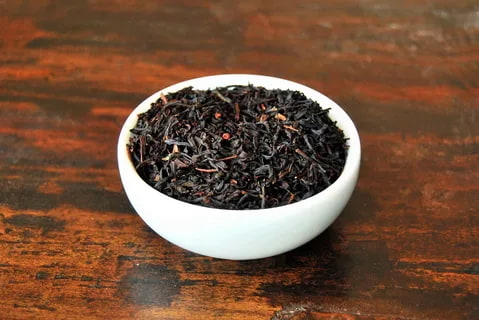 چای سیاه دو غزال با عطر طبیعی برگ چای