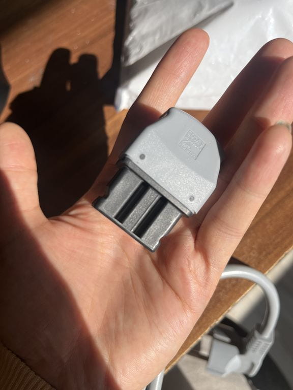 تصویر 4 از کابل برق ماشین ظرفشویی زیمنس محافظت‌ شده در برابر رطوبت