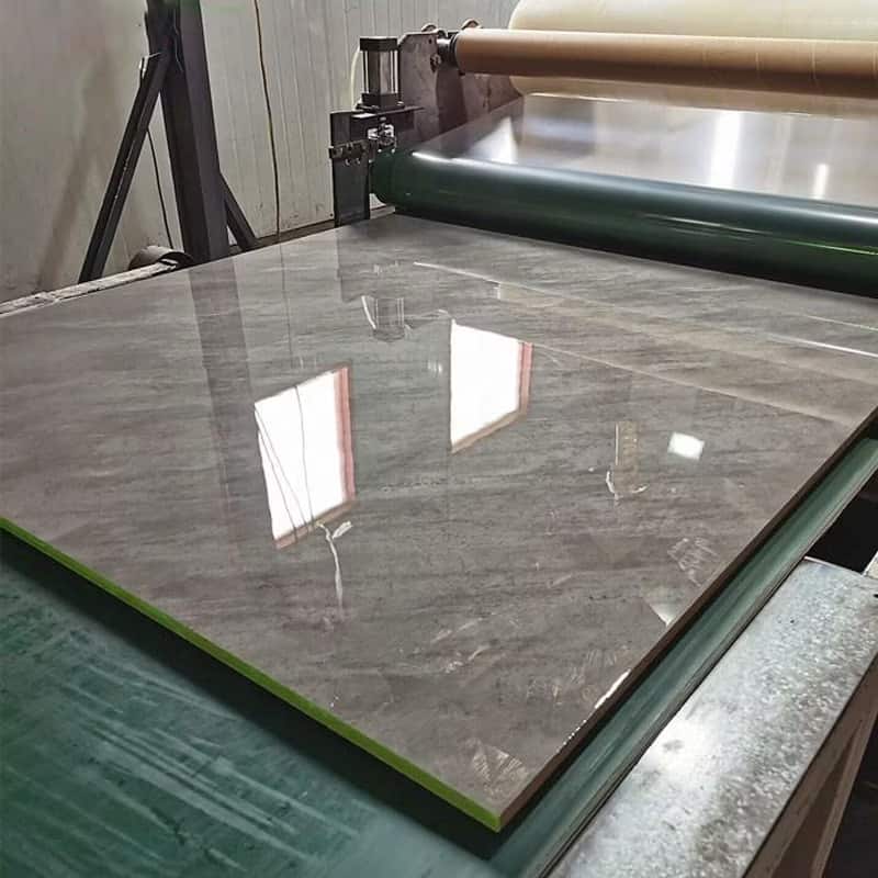 تصویر 3 از ام دی اف مشکی هایگلاس پانوتک براق مناسب کابینت مدرن