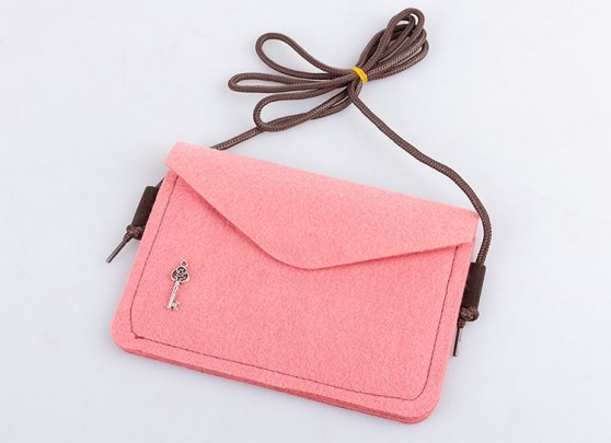 تصویر 2 از کیف نمدی کوچک ساده مناسب هدیه و استفاده شخصی