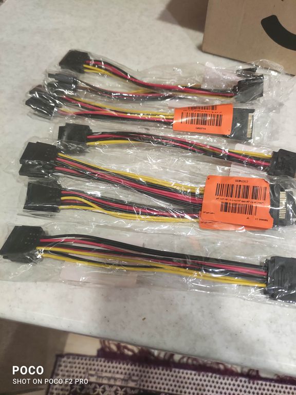 تصویر 1 از کابل برق گرافیک طراحی فشرده برای نصب آسان داخل کیس