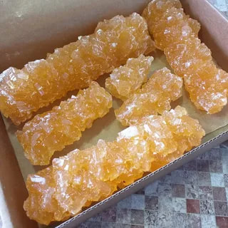 نبات تخته ای سنتی ایرانی تهیه‌ شده به روش کاملاً بهداشتی