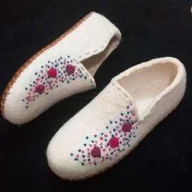 تصویر 4 از پاپوش نمدی دخترانه ویژه استفاده خانگی و محیط مدرسه