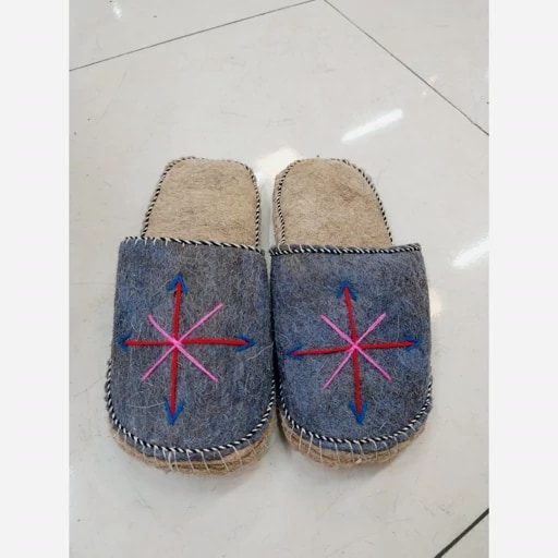 پاپوش نمدی پسرانه مقاوم در برابر سایش و استفاده طولانی
