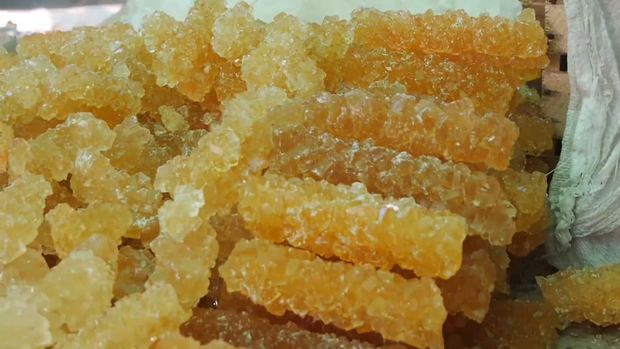 تصویر 4 از نبات دو آتیشه درشت با ظاهر زیبا و طعم دلپذیر