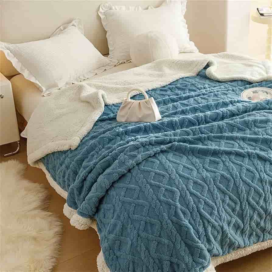 تصویر 4 از پتو ببعی یک نفره دارای الگوی چاپی فانتزی