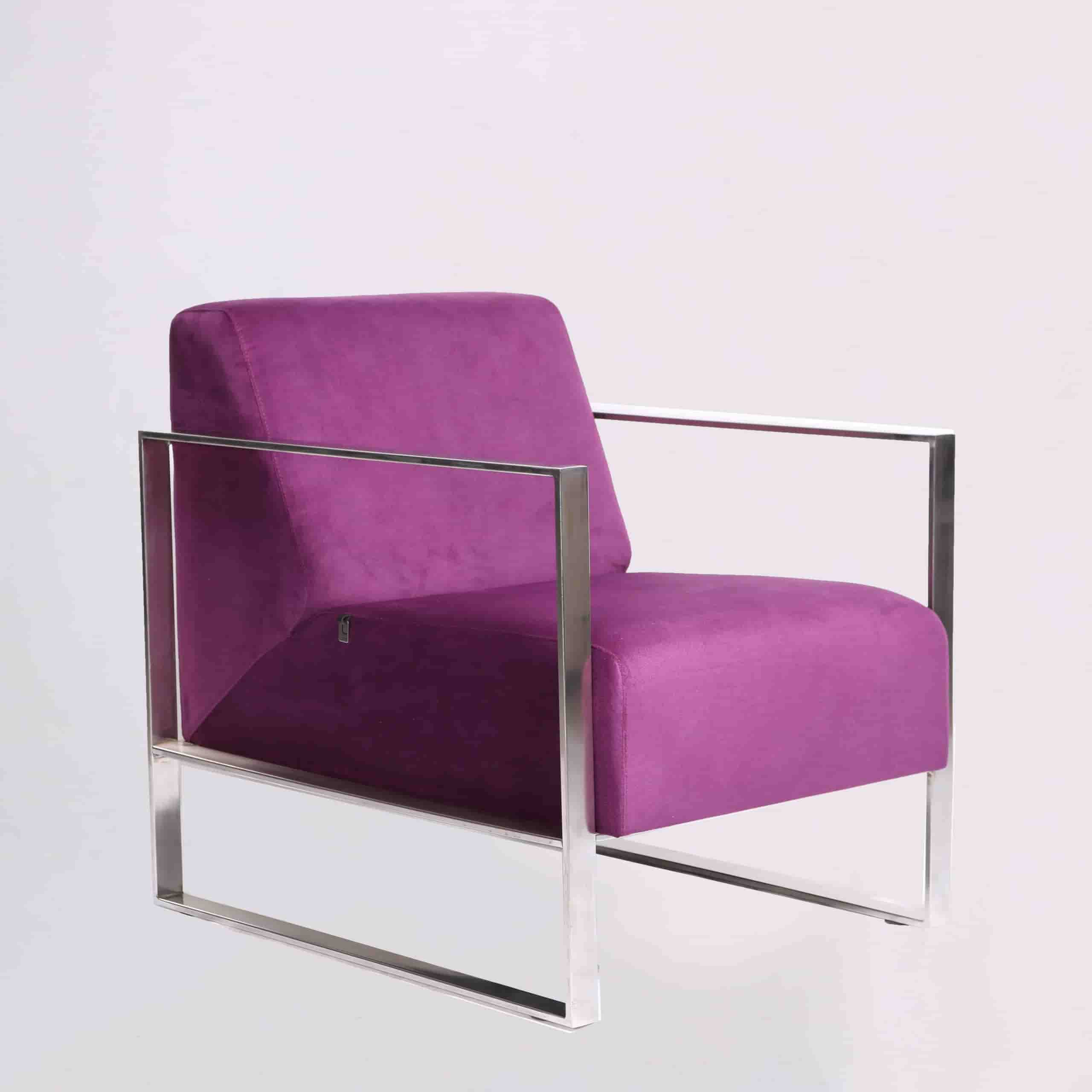 تصویر 1 از مبلمان اداری فلزی تولید شده با ترکیب استحکام و دوام طولانی