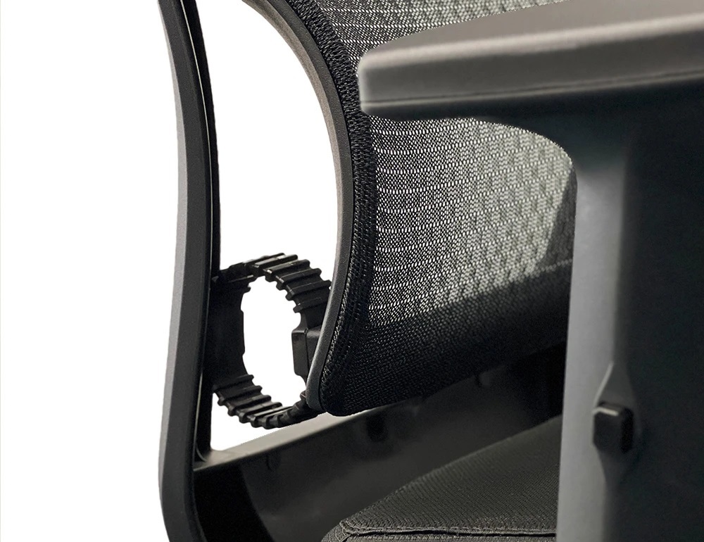 تصویر 4 از صندلی اداری نیلپر مدل ocm 113 با مواد اولیه درجه یک و طراحی بروز