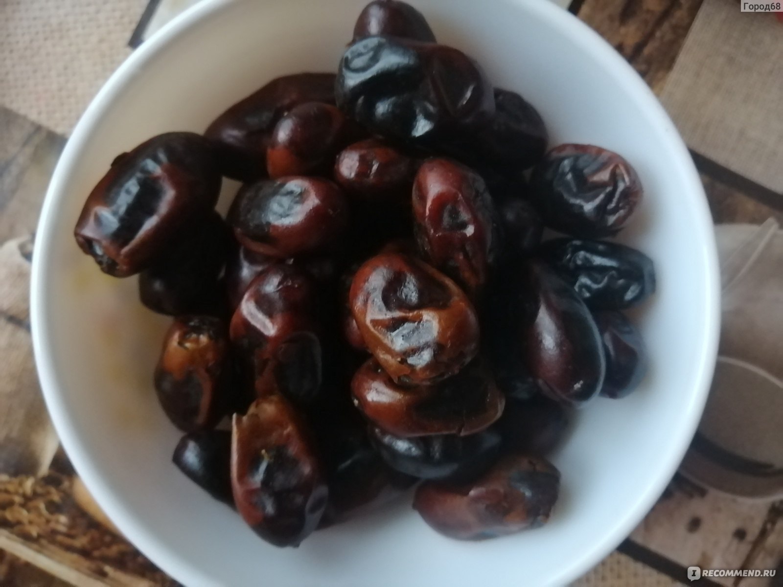 تصویر 4 از خرما مضافتی پارسان چیده شده از نخل‌ های سالم و رسیده