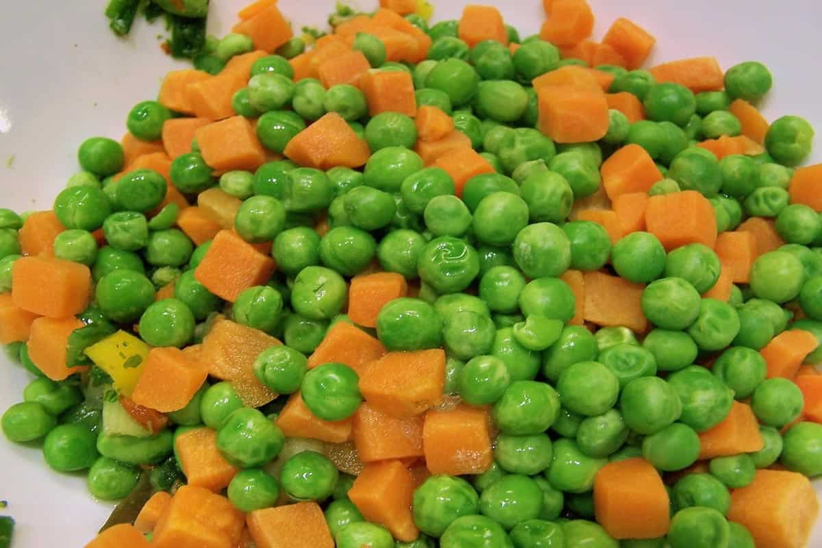 تصویر 2 از کنسرو نخود هویج اسلایس‌ شده آماده