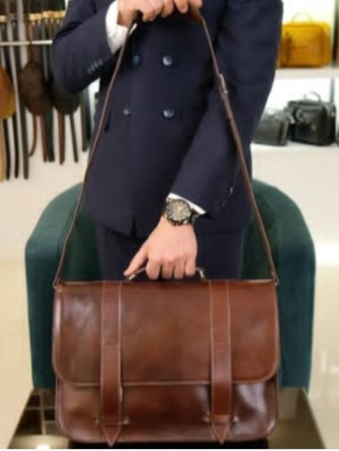 کیف دوشی و دستی اداری چرم گاوی در فروش عمده