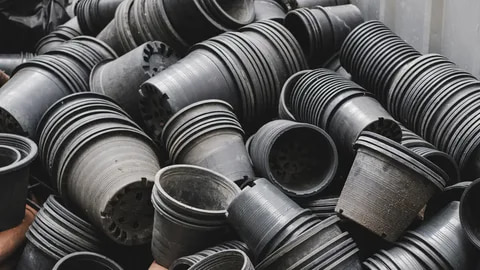 تصویر 3 از گلدان پلاستیکی طبقاتی با قابلیت استفاده چند سطحی