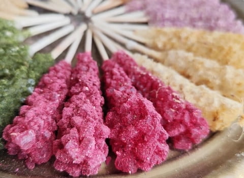 نبات دمنوشی طعم‌ دار گیاهی با دارچین و زنجبیل طبیعی