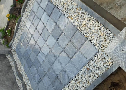 تصویر 2 از سنگ تراورتن آبی با ساختار سبک و مقاوم