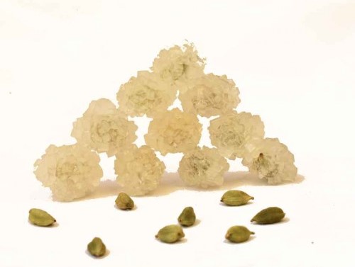 تصویر 2 از نبات هل دار سنتی مناسب نذری و مراسم و مجالس