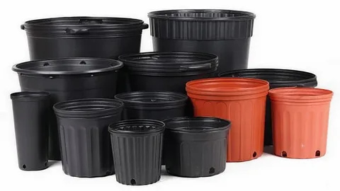 تصویر 3 از گلدان پلاستیکی نصفه با طراحی کم ارتفاع و جمع و جور