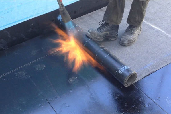 تصویر 2 از ایزوگام پرتیکان محصول با کیفیت و متنوع