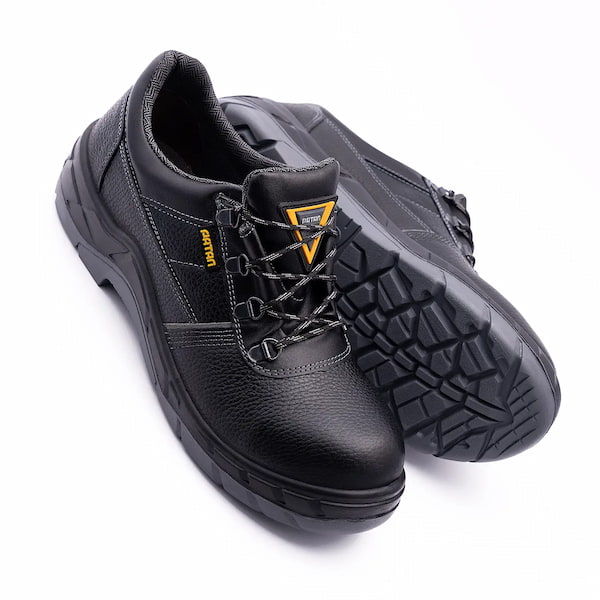 انواع کفش ایمنی پاتن انتخابی ایده آل