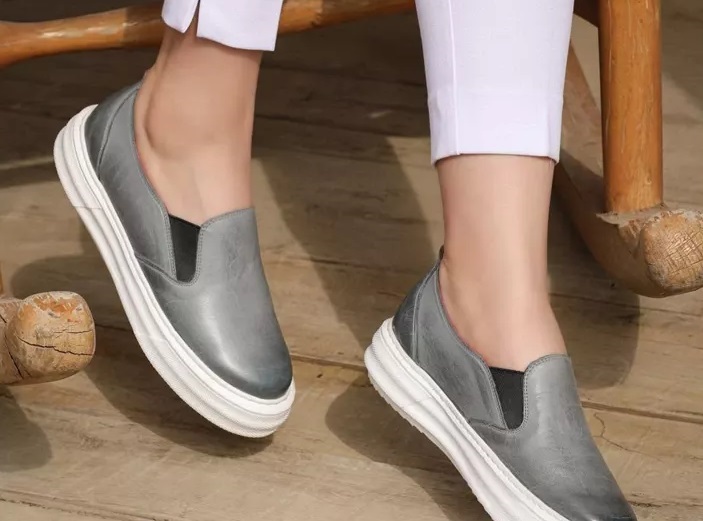 تصویر 4 از کفش چرم ونس زنانه مناسب استفاده روزمره و دوام بالا