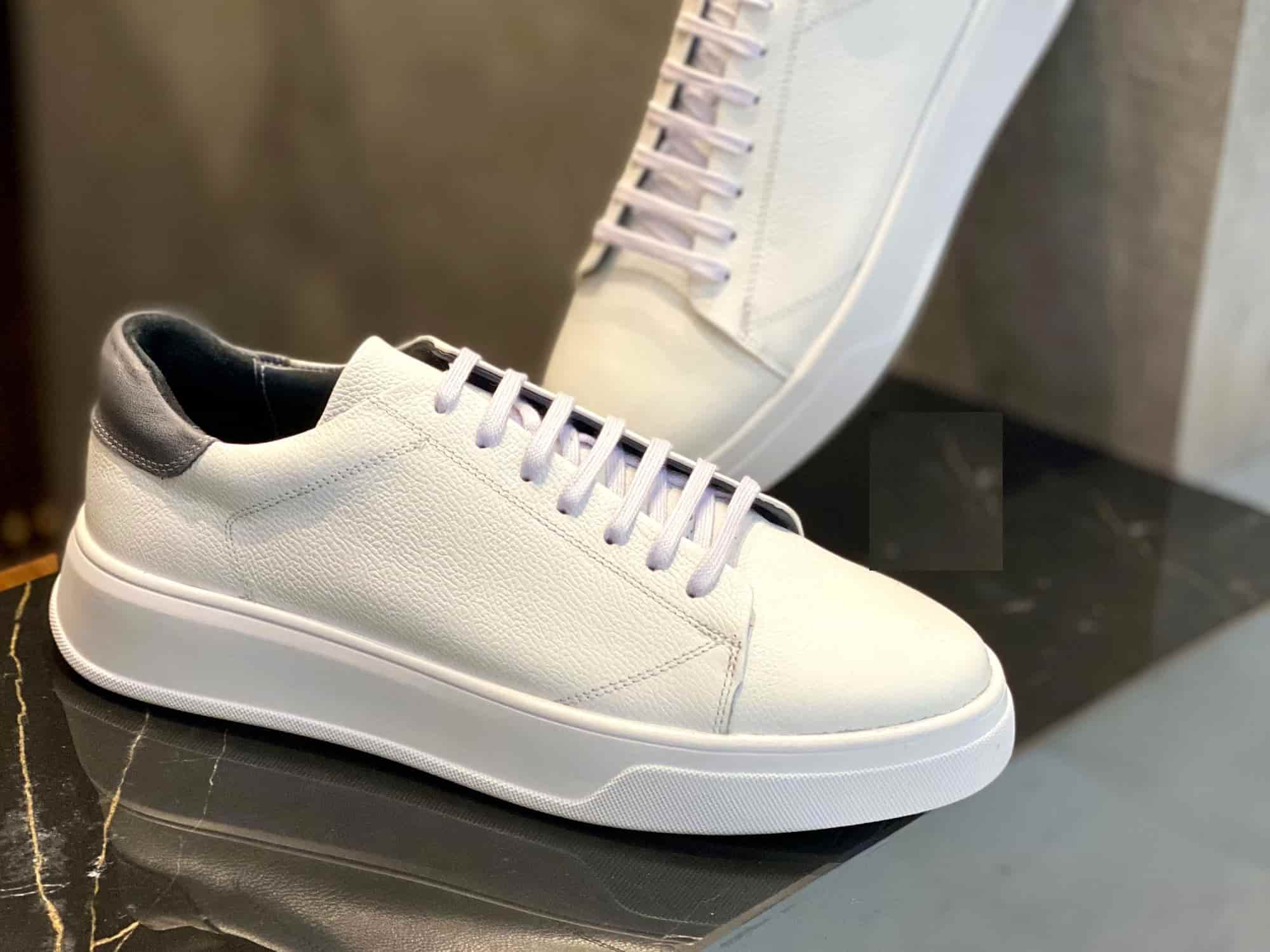 تصویر 4 از کفش چرم بندی با دوخت مقاوم و طراحی راحت