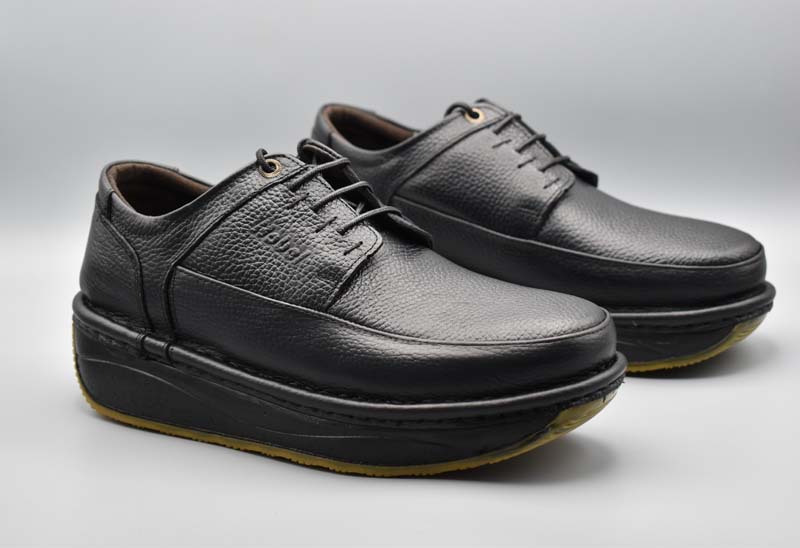 تصویر 4 از کفش چرم مردانه مناسب استفاده روزمره و رسمی