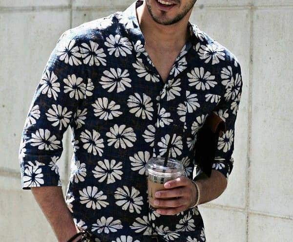 پیراهن مردانه گل دار با طراحی خاص و دوخت حرفه ای