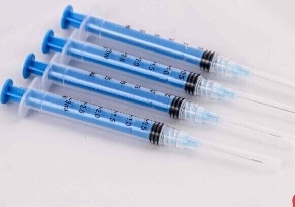 سرنگ پیستون آبی با کیفیت بالا برای مصرف کلینیکی