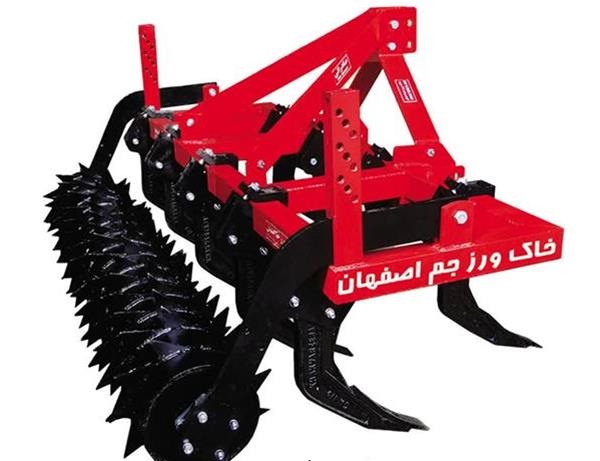 گاوآهن جم اصفهان ابزار پیشرفته خاک‌ ورزی با تیغه‌ های ویژه