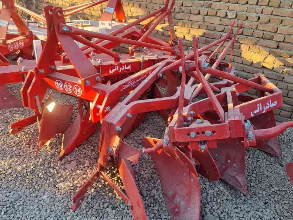 تصویر 2 از گاو آهن علیزاده با تیغه‌ های مهندسی‌ شده و کاربری آسان