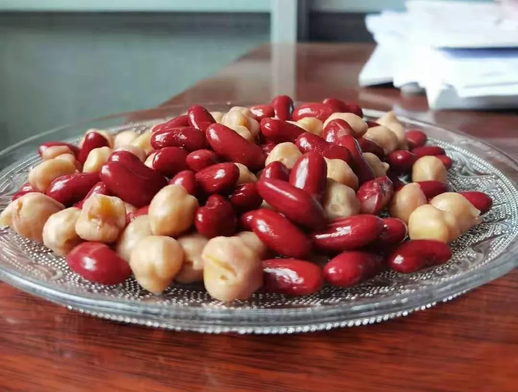 تصویر 4 از کنسرو لوبیا قرمز با قارچ مناسب ذخیره غذایی