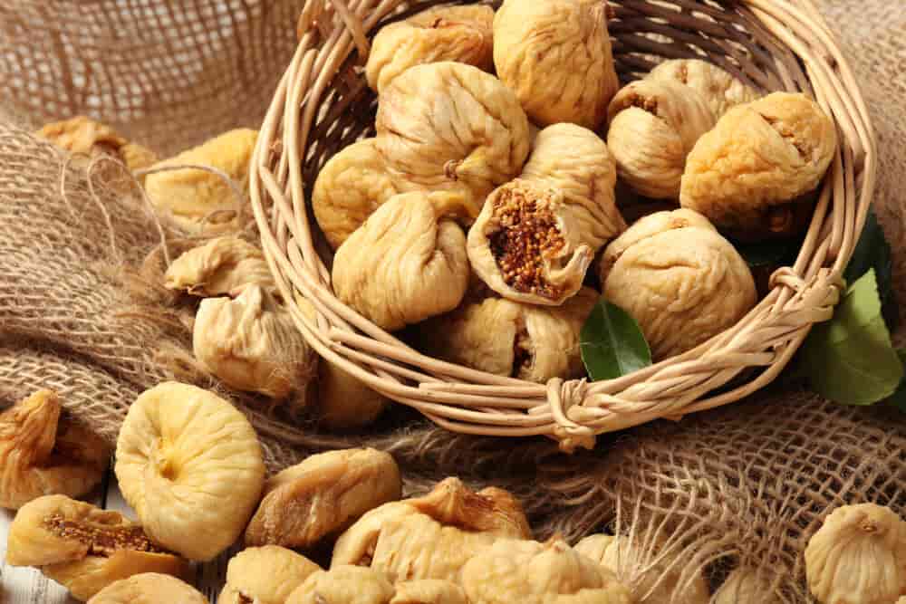 انجیر خشک خندان برای مصرف خانواده و مهمانی