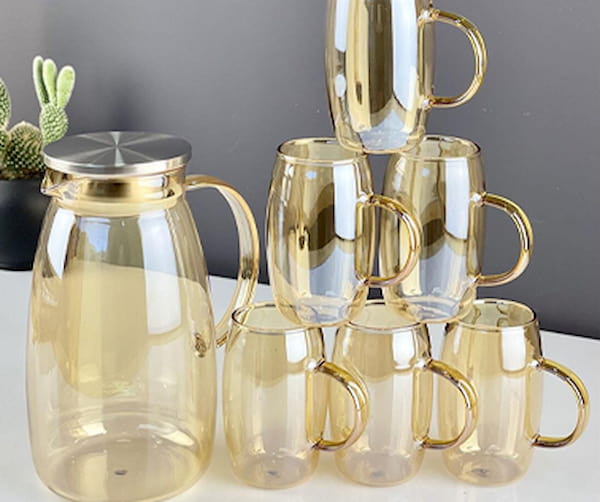 تصویر 4 از لیوان بلور طلایی شفاف با جلوه کریستالی زیبا