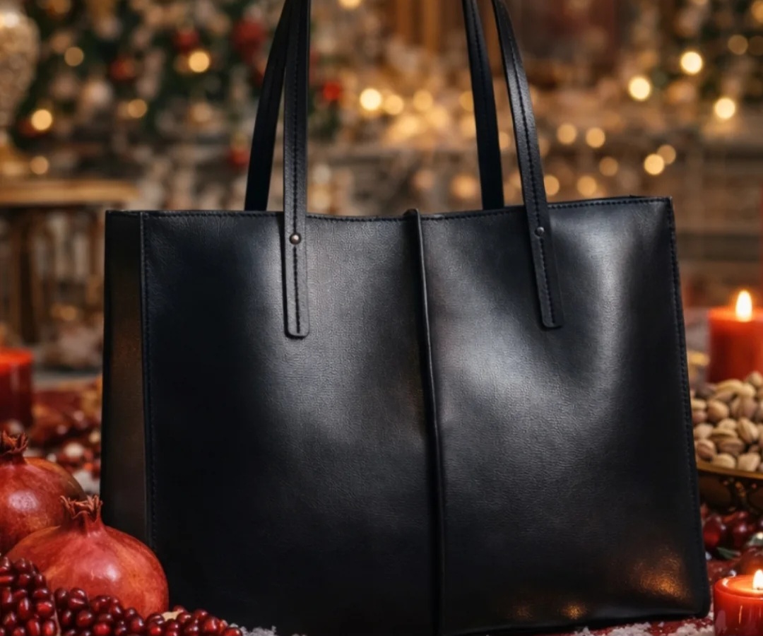 کیف دوشی زنانه چرم دستدوز باقیمتی بی نظیر