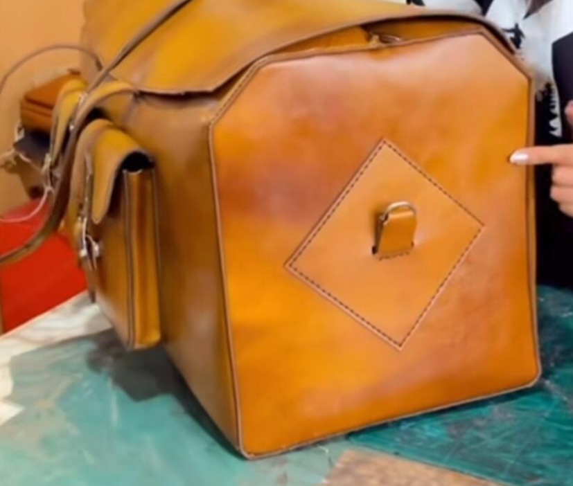 تصویر 1 از کیف سفری چرم دستدوز در فروش عمده