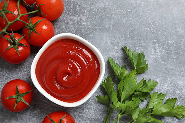 تصویر 4 از رب گوجه فرنگی اصالت با بسته بندی در محیط استریل