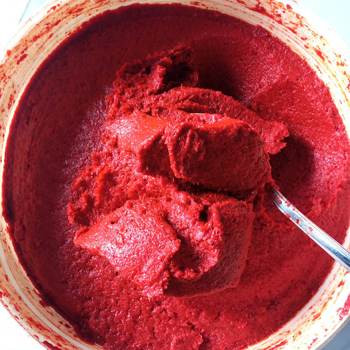 تصویر 3 از رب گوجه‌ فرنگی رعنا اقتصادی مناسب مصرف روزانه خانواده