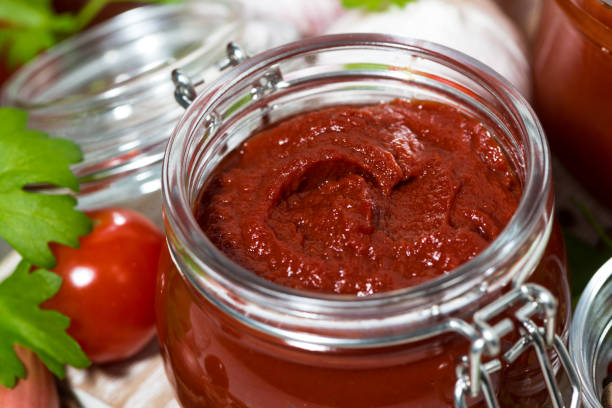 تصویر 5 از رب گوجه فرنگی به یک ویژه صادرات با برچسب و بسته بندی استاندارد