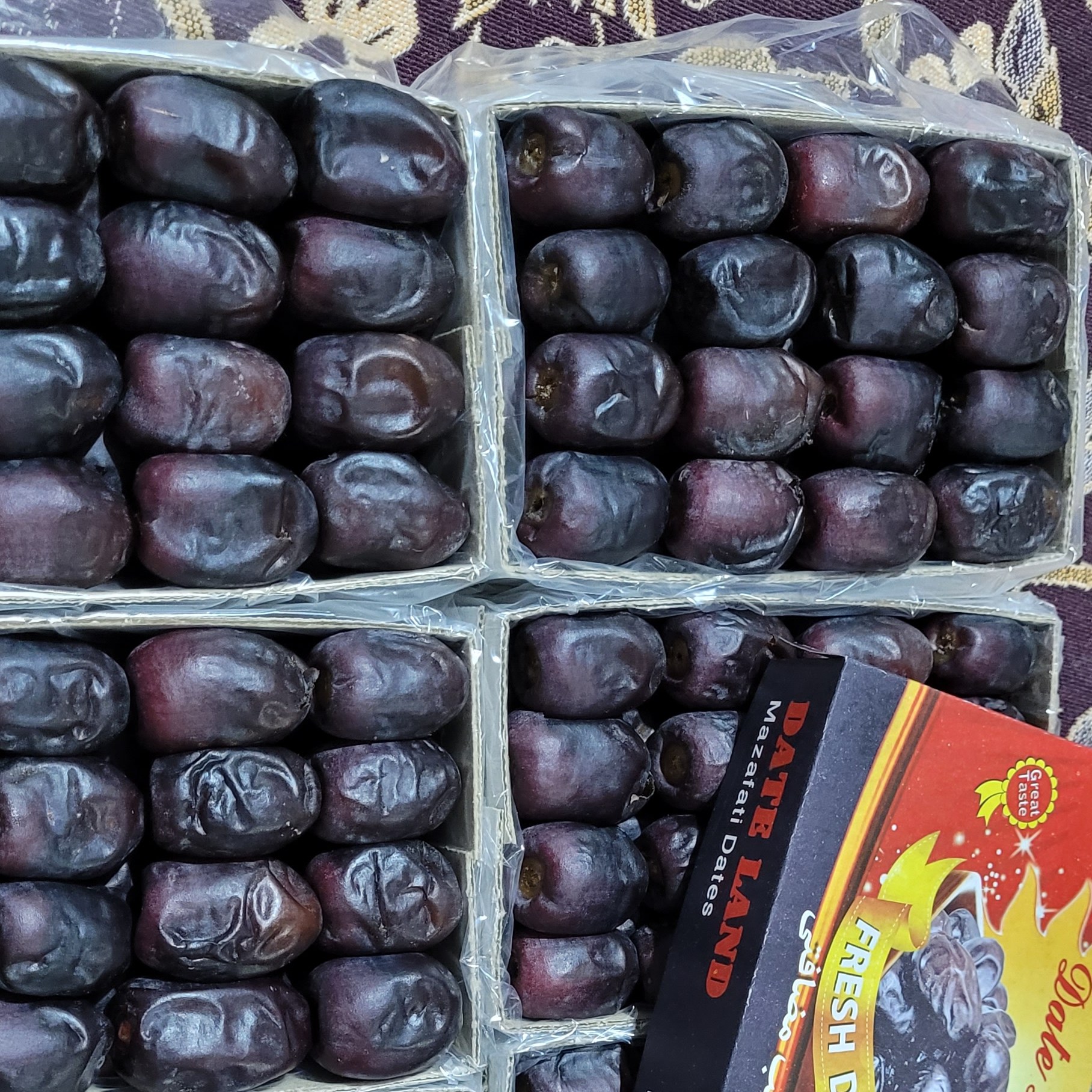 تصویر 4 از فروش خرما مضافتی صادارت درجه یک جیرفت